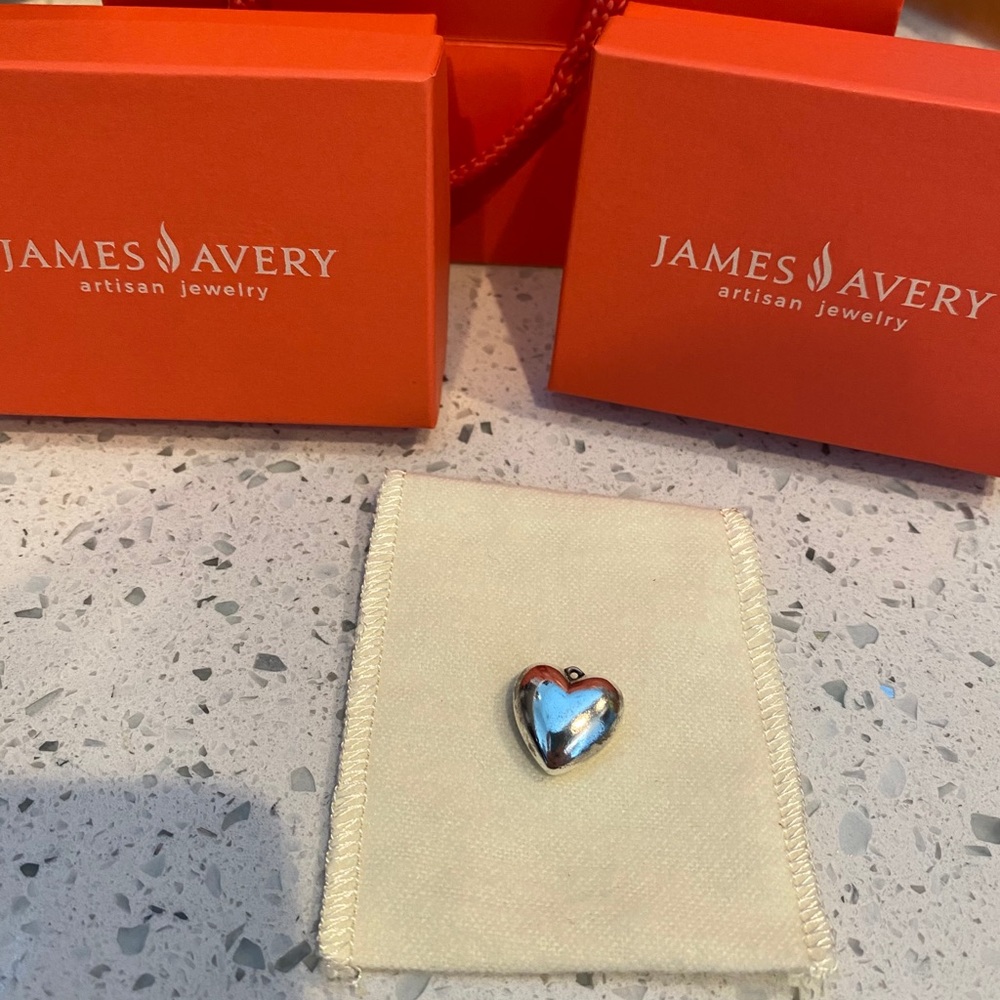 *RETIRED* Puffy Heart James Avery Charm